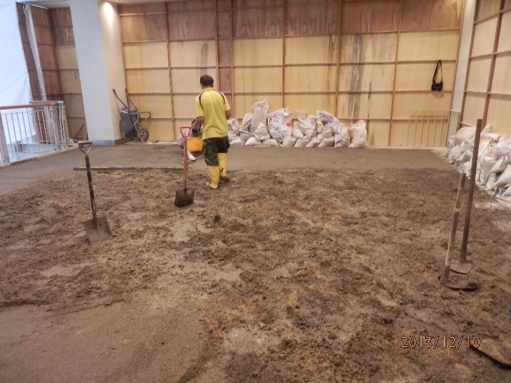 Screeding